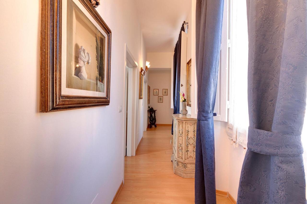 Apartment Cappelle Medici Florenz